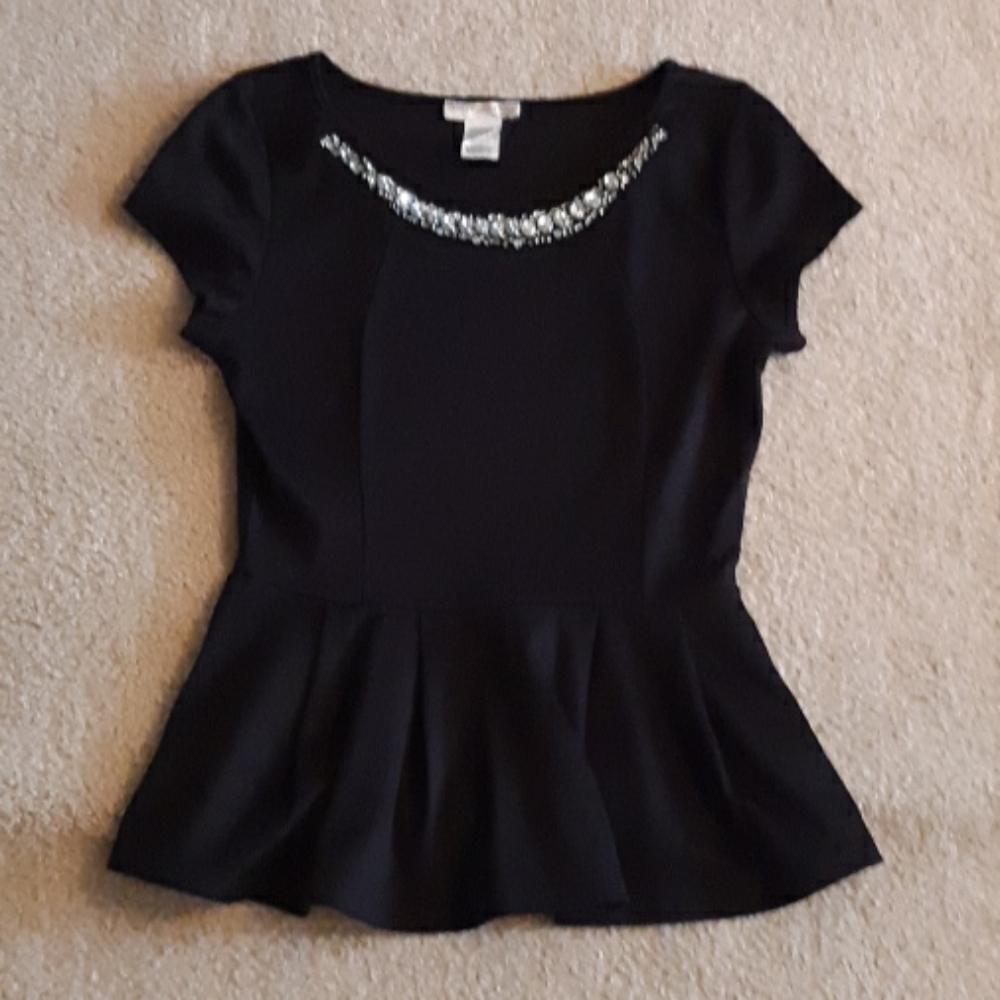 Women's cap sleeved beaded top